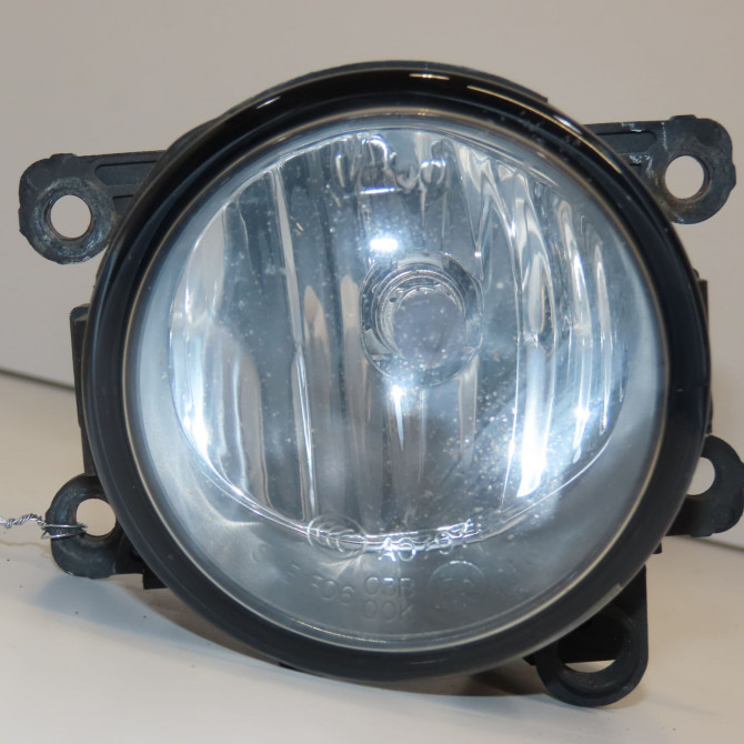 Phare antibrouillard avant droit occasion RENAULT CLIO IV Phase 2 08-2016->... 1.5 DCI 90ch 261508209R 1