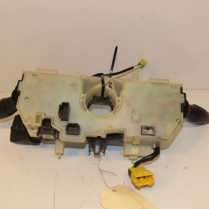 Bloc commodos occasion RENAULT MEGANE III Phase 1 04-1995->04-1999 1.5 DCI 110ch 255670017R 2