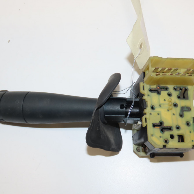 Commande essuie glace occasion RENAULT MEGANE I Phase 1 11-1995->03-1999 1.6i 7701049615 2