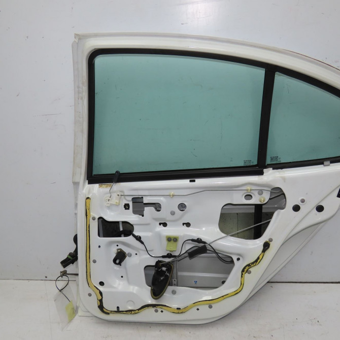 Porte arrière droite occasion RENAULT MEGANE I Phase 1 11-1995->03-1999 1.6i 7751471876 4