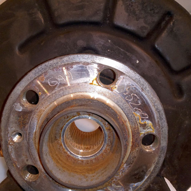 Moyeu avg occasion SKODA FABIA II Phase 1 05-2007->03-2010 1.4 TDI 80ch 6C0407621 3