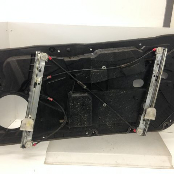 Mecanisme+moteur leve-glace avg occasion FORD FIESTA VI Phase 1 10-2008->11-2012 1.4 TDCI 70ch 1836010 2