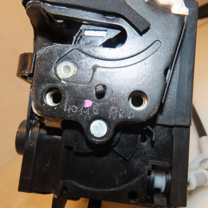 Serrure porte ard occasion PEUGEOT 308 II Phase 1 SW 02-2014->08-2017 9810309880 2