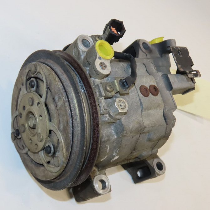 Compresseur air conditionne occasion NISSAN X-TRAIL I Phase 2 01-2004->11-2007 2.2 DCI 926005M30A 1