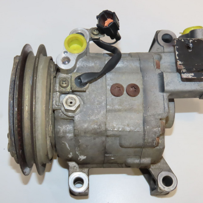 Compresseur air conditionne occasion NISSAN X-TRAIL I Phase 2 01-2004->11-2007 2.2 DCI 926005M30A 2