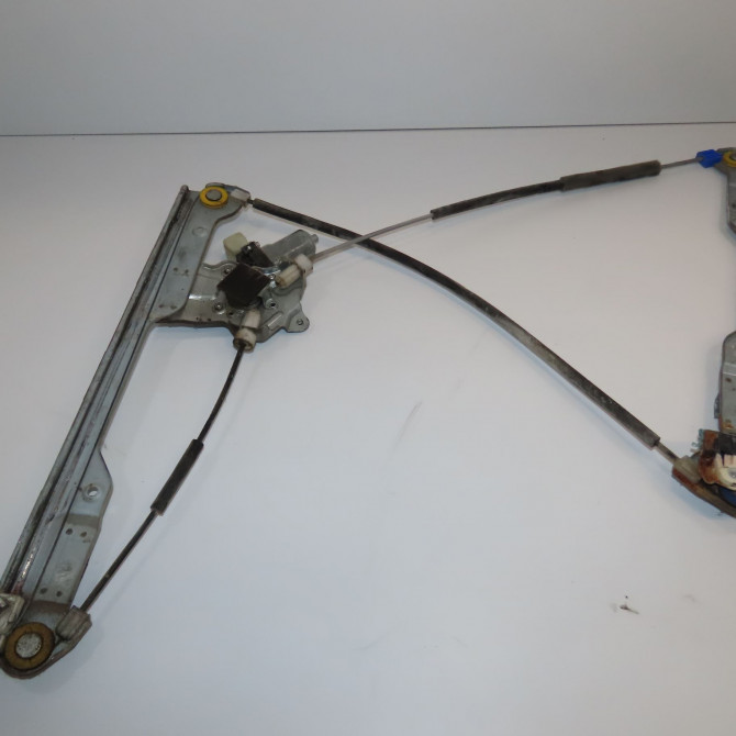 Mecanisme+moteur leve-glace avg occasion NISSAN CABSTAR 1