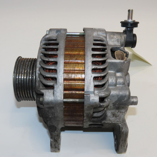 Alternateur occasion NISSAN CABSTAR 4