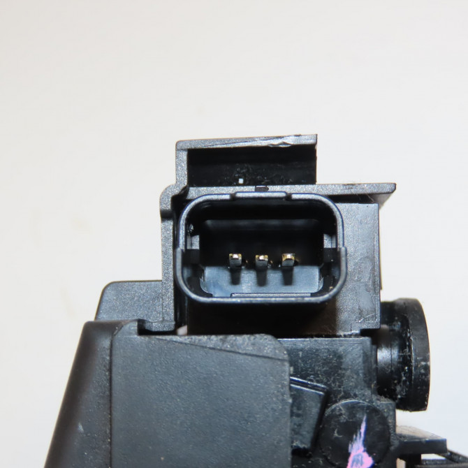 Serrure hayon occasion PEUGEOT 308 II 308 II Phase 1 2013-06-01->2017-08-31 1.6 e-HDi 115ch 9804762080 3