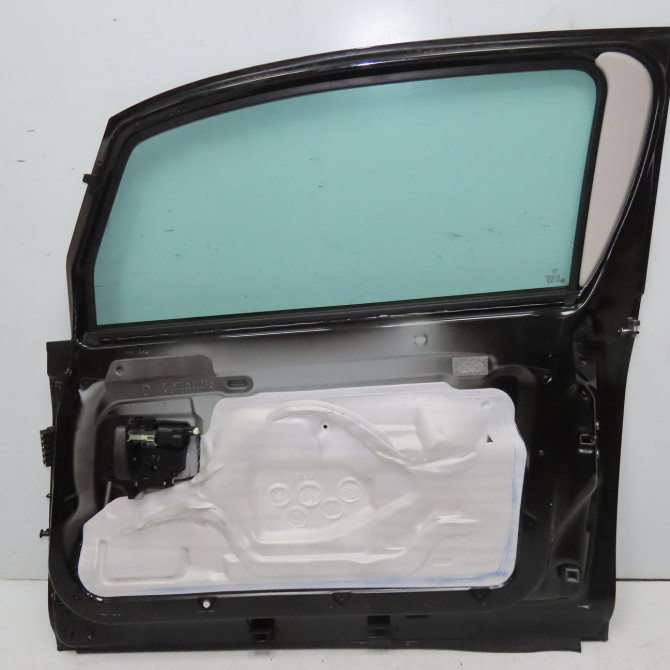 Porte avant droite occasion PEUGEOT 1007 Phase 1 04-2005->12-2010 1.4i 9004V9 2