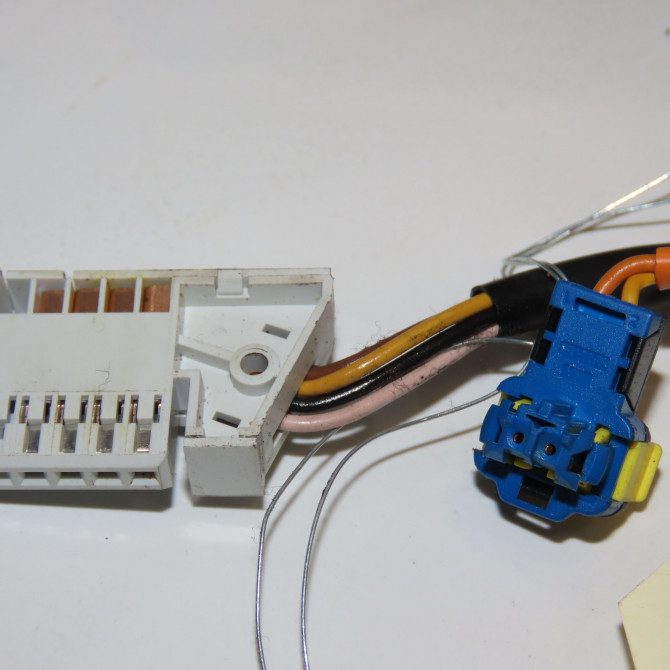 Bloc commodos occasion PEUGEOT 208 Phase 2 04-2015->... 1.6 BlueHDI 75ch 98154509ZD 4