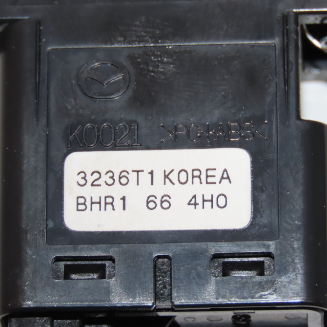 Bouton de warning occasion MAZDA 3 III phase 1 09-2013->... BHR1664H0 4