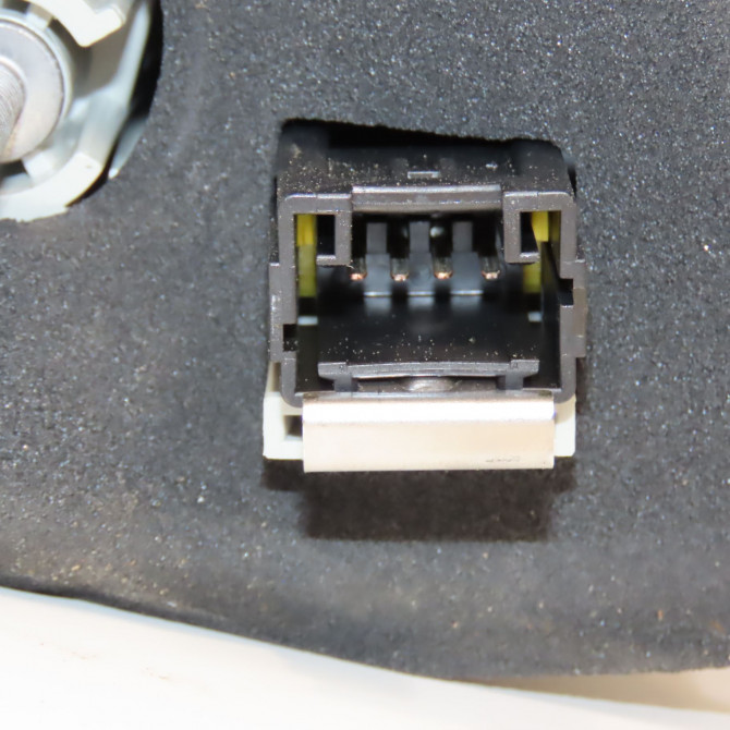 Feu arrière intérieur droit occasion 3