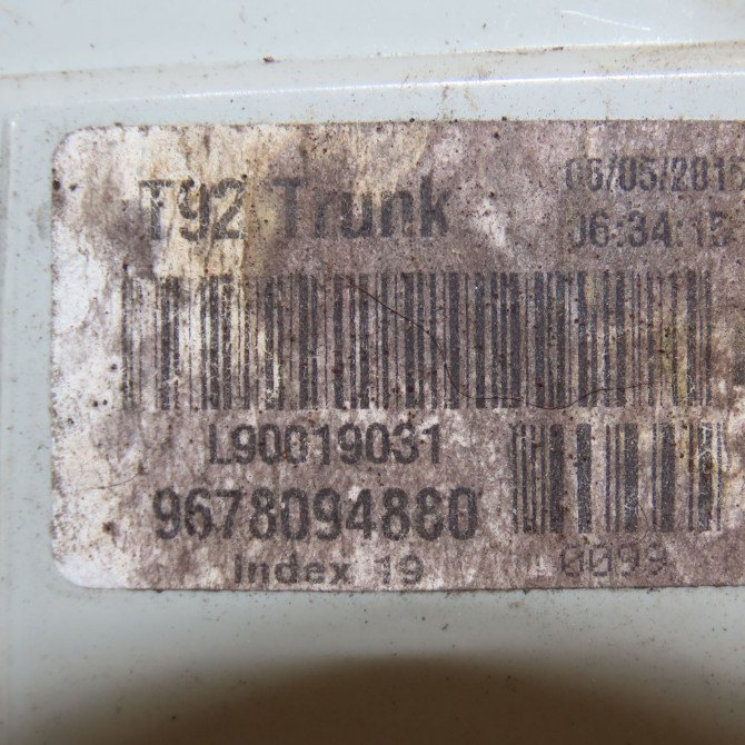 Feu arrière intérieur droit occasion 4