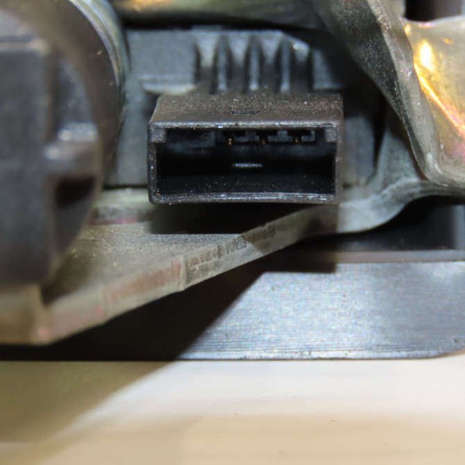 Serrure hayon occasion SKODA OCTAVIA II Phase 1 06-2004->10-2008 1.9 TDI 105ch 1Z5827501D 4