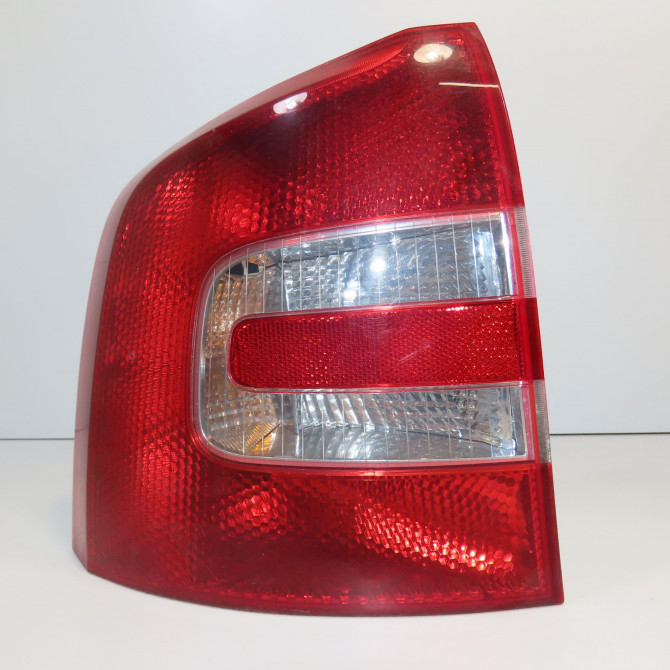 Feu arrière gauche occasion SKODA OCTAVIA II Phase 1 06-2004->10-2008 1.9 TDI 105ch 1Z9945111B 1