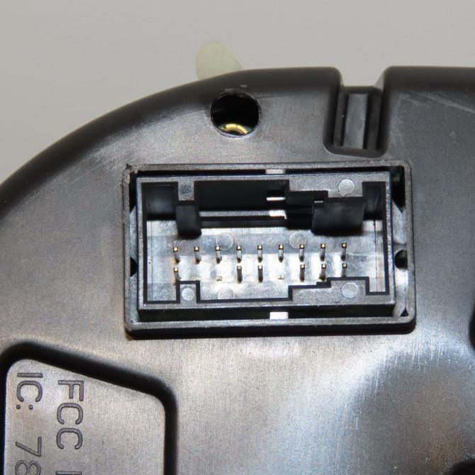 Compteur occasion VOLKSWAGEN POLO V 6C0920730F 3