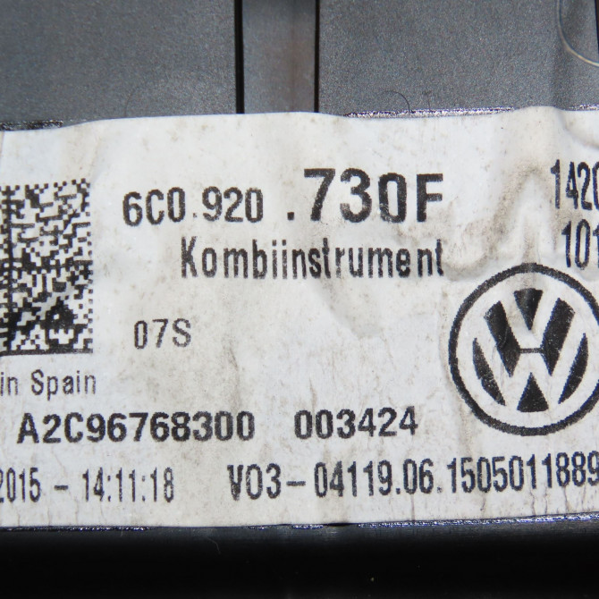 Compteur occasion VOLKSWAGEN POLO V 6C0920730F 4