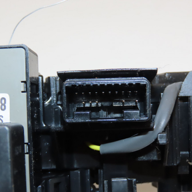 Bloc commodos occasion TOYOTA AURIS I Phase 1 03-2007->03-2010 2.0 D-4D 4