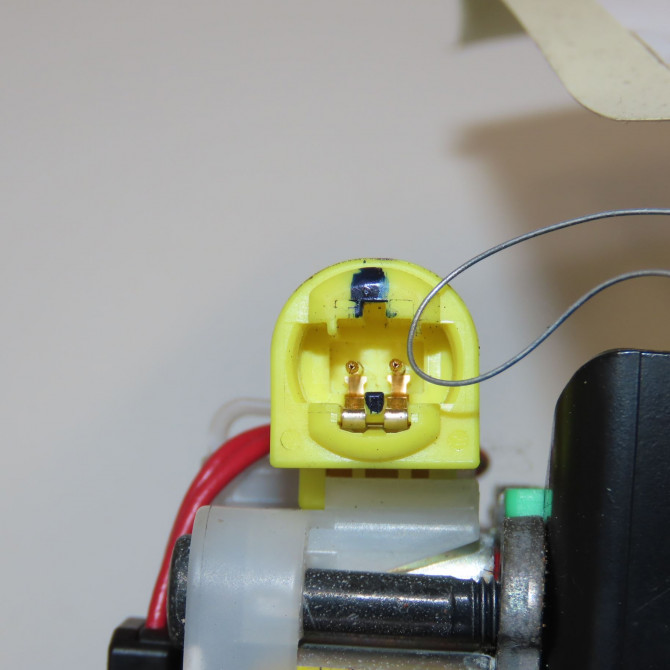 Ceinture avant droite occasion TOYOTA AURIS I Phase 1 03-2007->03-2010 2.0 D-4D 7321002220E0 4