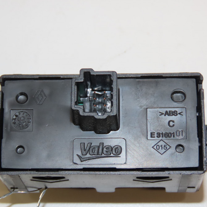 Bouton de warning occasion RENAULT TRAFIC III Phase 1 06-2014->... 1.6 DCI 145ch 252100622R 2