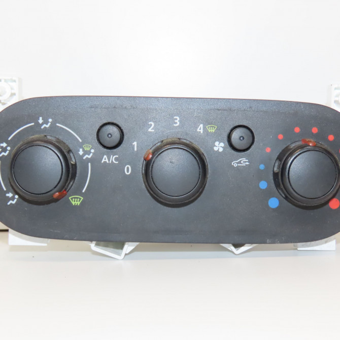 Commande de chauffage occasion RENAULT TRAFIC III Phase 1 06-2014->... 1.6 DCI 145ch 275102706R 1