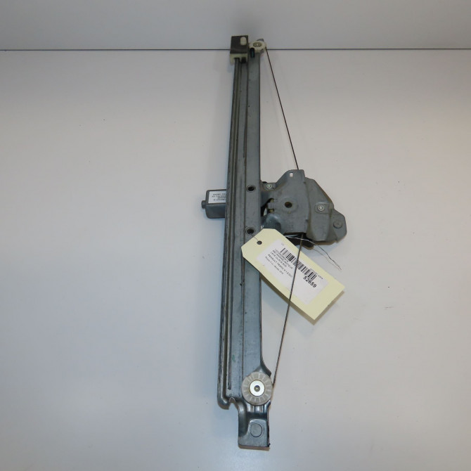 Mecanisme + moteur lève-glace avant droit occasion RENAULT TRAFIC III Phase 1 06-2014->... 1.6 DCI 145ch 807207538R 1