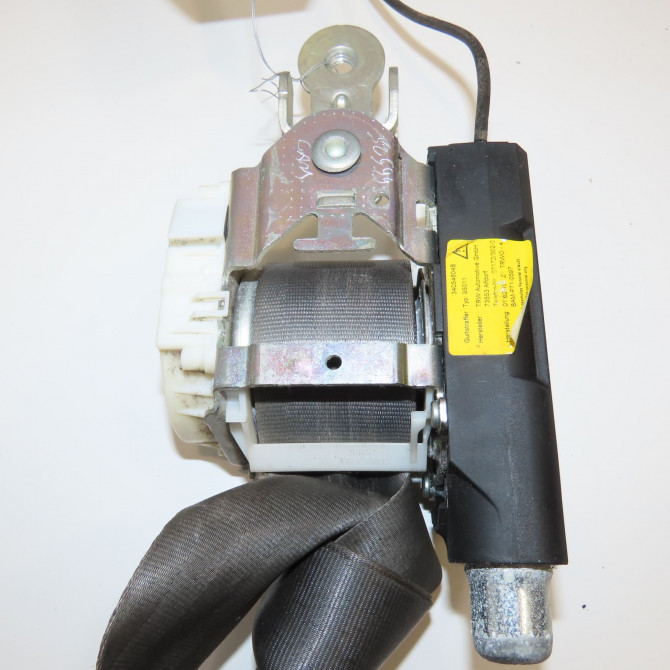 Ceinture avant droite occasion RENAULT MODUS Phase 1 09-2004->12-2007 8200838275 3