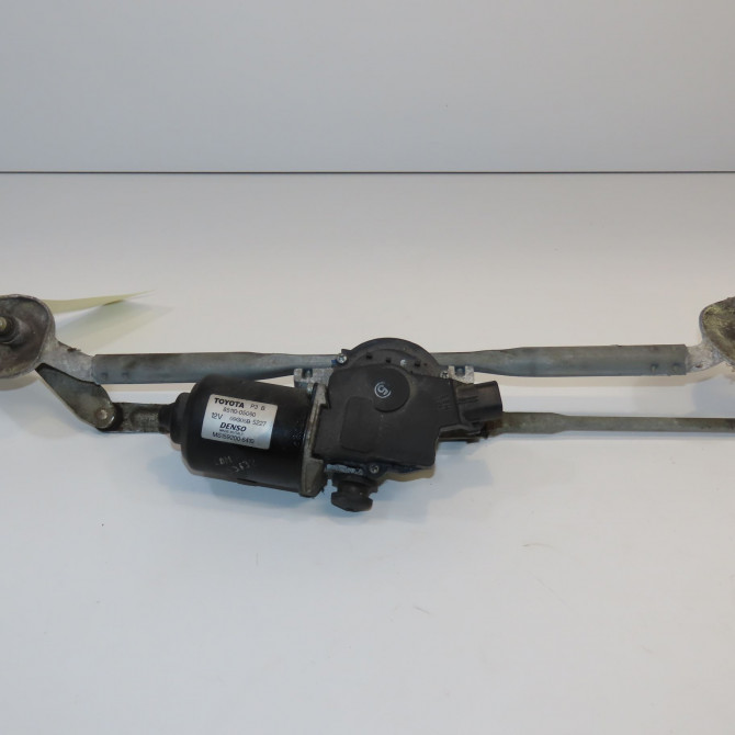 Moteur essuie-glace avant occasion TOYOTA AVENSIS II phase 1 05-2003->08-2006 115 D-4D 851101A040 1