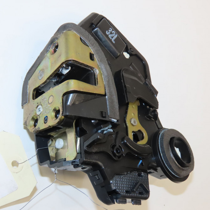 Serrure porte arg occasion TOYOTA AVENSIS II phase 1 05-2003->08-2006 115 D-4D 6906002102 1