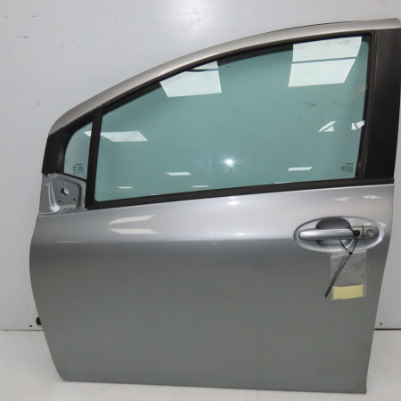 Porte avant gauche occasion TOYOTA YARIS II Phase 1 12-2005->11-2009 1.3 VVT-i 670020D170