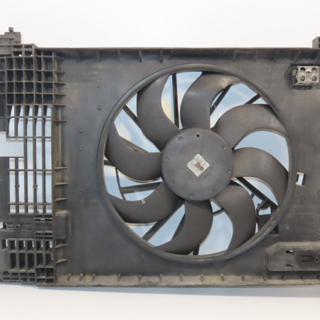 Ventilateur de refroidissement occasion RENAULT SCENIC II Phase 1 03-2004->09-2006 2.0 DCI 150ch 7701071865