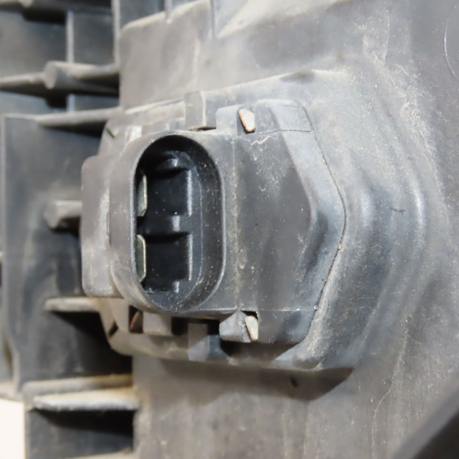 Ventilateur de refroidissement occasion RENAULT SCENIC II Phase 1 03-2004->09-2006 2.0 DCI 150ch 7701071865 5