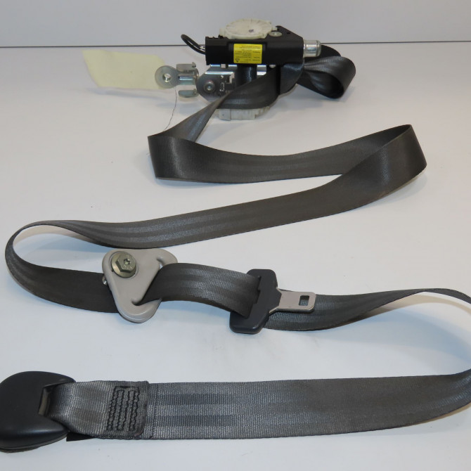Ceinture avant droite occasion RENAULT MODUS Phase 2 01-2008->12-2012 1.5 DCI 85ch 8200838275 1