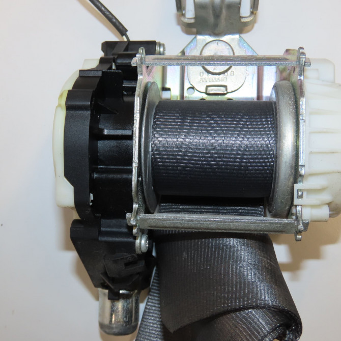 Ceinture avant droite occasion RENAULT MODUS Phase 2 01-2008->12-2012 1.5 DCI 85ch 8200838275 2