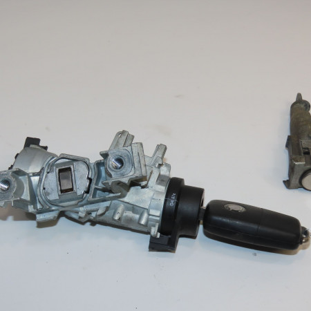 Kit serrures + antivol occasion SKODA OCTAVIA I