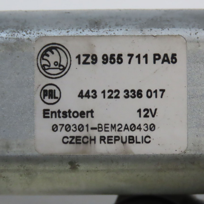 Moteur essuie-glace arrière occasion SKODA OCTAVIA I 1Z9955711C 4