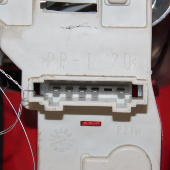 Feu arrière gauche occasion SKODA OCTAVIA I 1Z9945111B 4