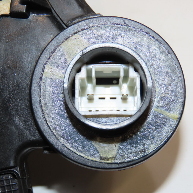 Serrure porte arg occasion TOYOTA AVENSIS I Phase 2 09-2000->05-2003 6906002102 3