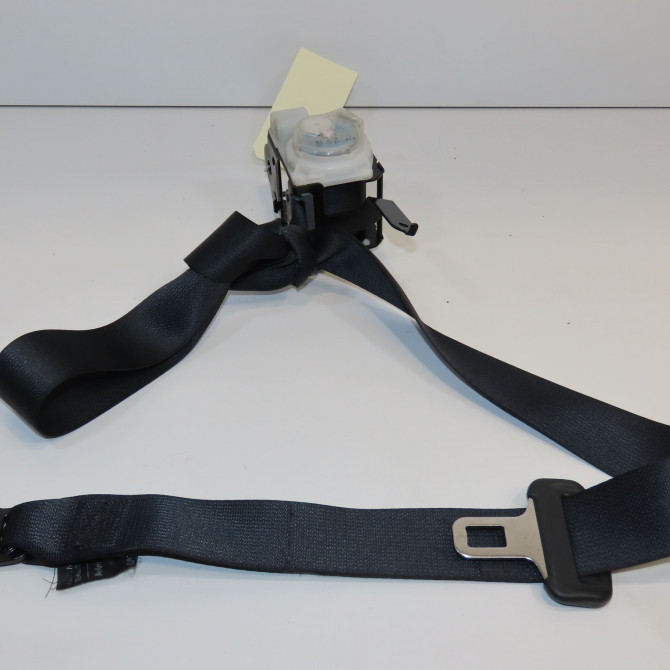 Ceinture arrière gauche occasion TOYOTA AVENSIS I Phase 2 09-2000->05-2003 7337005081C0 1