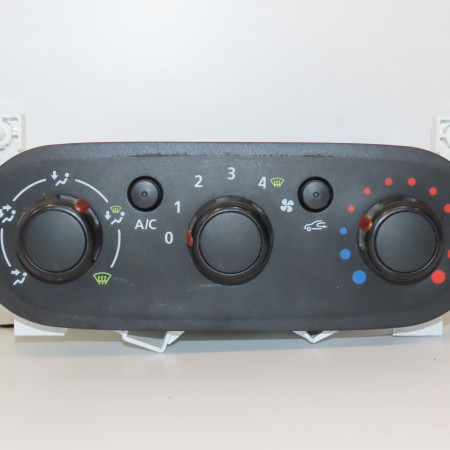 Commande de chauffage occasion RENAULT TRAFIC III Phase 1 06-2014->... 1.6 DCI 120ch 275102706R