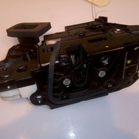 Serrure porte avg occasion SKODA YETI 5K1837015J