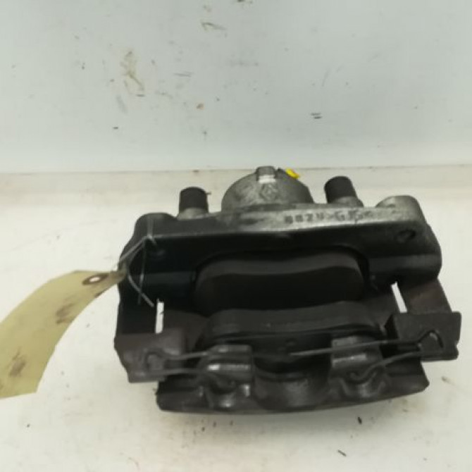 Etrier de frein avant droit occasion RENAULT CAPTUR Phase 1 02-2013->... 1.2i 118 16V 410018218R 2