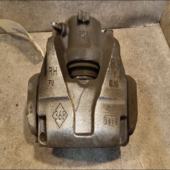 Etrier de frein avant droit occasion RENAULT CAPTUR Phase 1 02-2013->... 1.2i 118 16V 410018218R 1