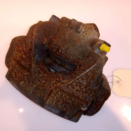 Etrier de frein avant droit occasion RENAULT CAPTUR Phase 1 02-2013->... 1.5 DCI 90ch 410018218R