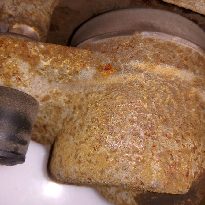 Etrier de frein avant droit occasion RENAULT CAPTUR Phase 1 02-2013->... 1.5 DCI 90ch 410018218R 3