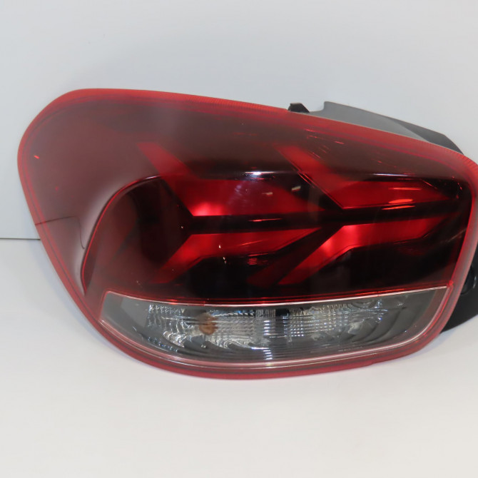 Feu arrière gauche occasion  265559529R 1