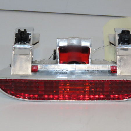 <span class="tt">Feux stop supplementaire occasion  </span><span class="designation"> </span>