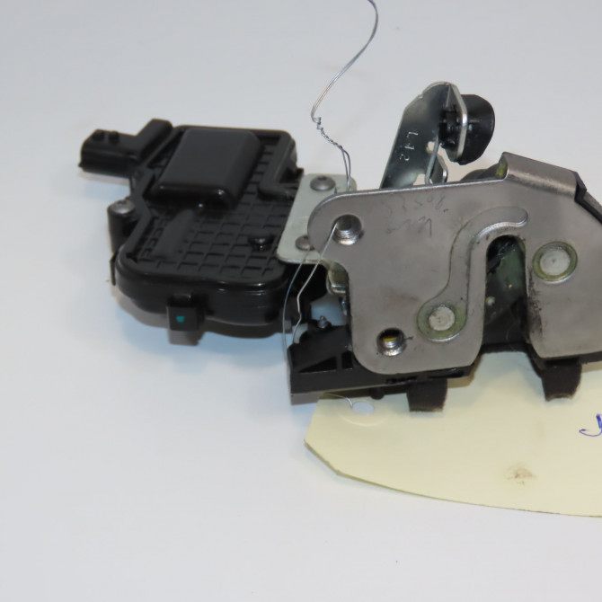 Serrure porte arg occasion  825035134R 3