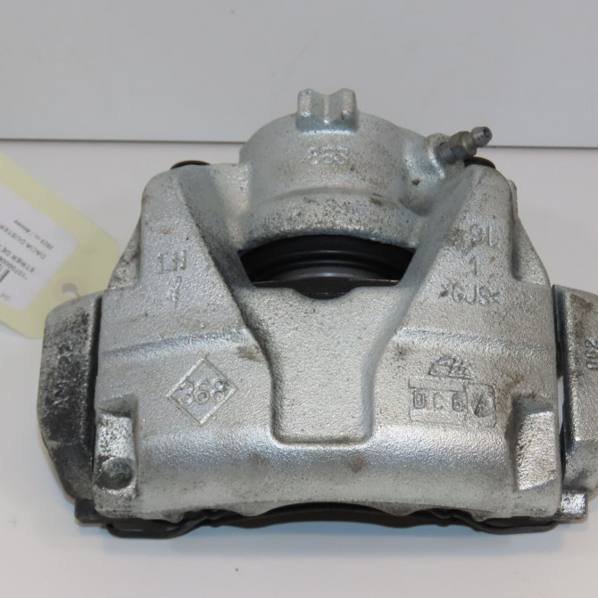 Etrier de frein avant droit occasion DACIA DUSTER II Phase 1 10-2017->... 410018218R 1
