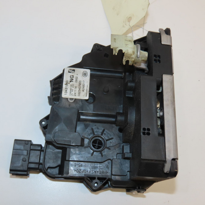 Serrure porte avd occasion OPEL CORSA IV Phase 2 01-2011->03-2015 13431840 2